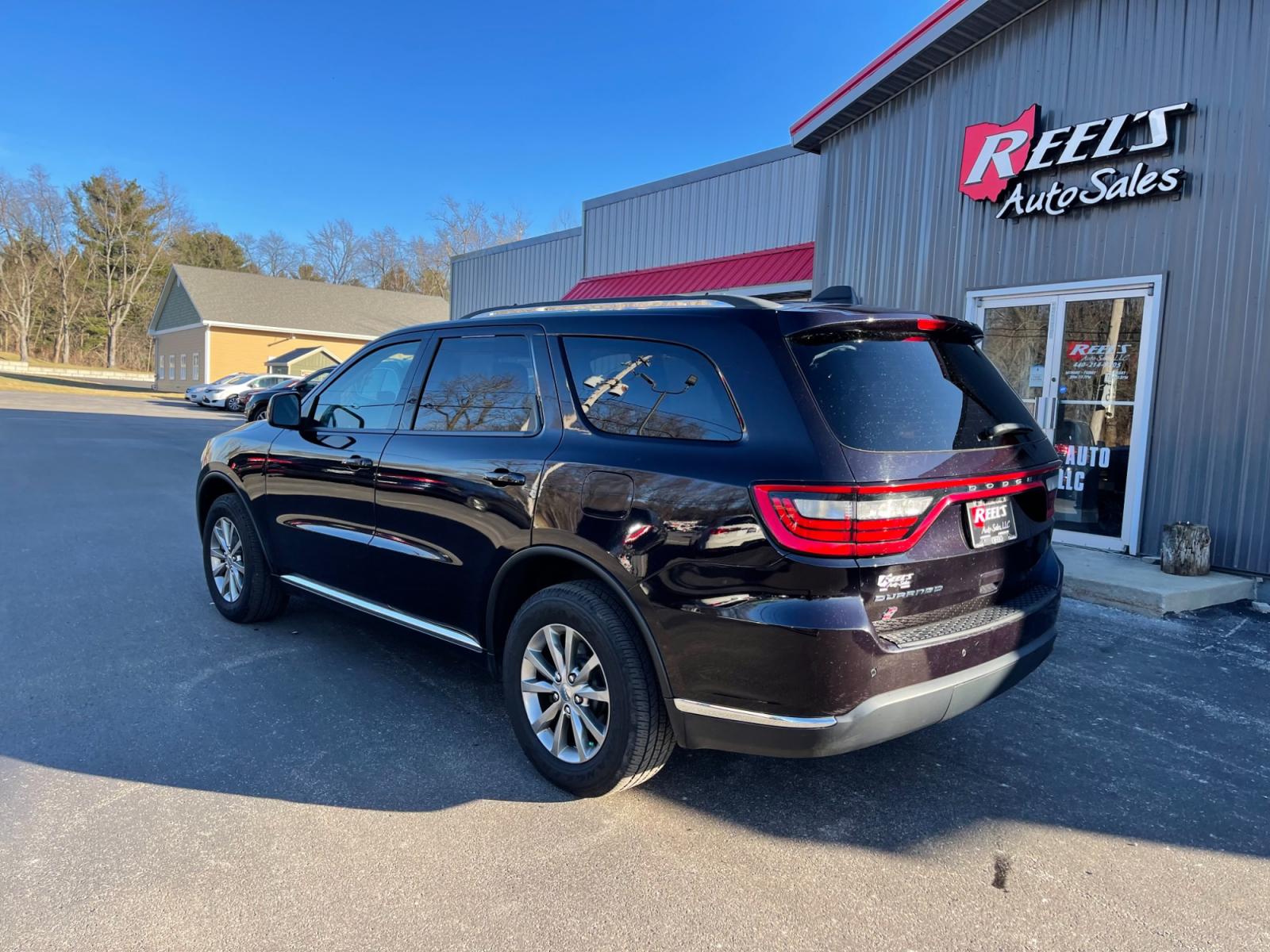 2018 Purple /Black Dodge Durango SXT Plus AWD (1C4RDJAG4JC) with an 3.6L V6 DOHC 24V engine, 8A transmission, located at 547 E. Main St., Orwell, OH, 44076, (440) 437-5893, 41.535435, -80.847855 - This 2018 Dodge Durango SXT Plus AWD is equipped with a powerful 3.6 Pentastar V6 engine paired with an 8-speed automatic transmission, offering a blend of performance and efficiency. This model features a comfortable interior with a power driver's seat, heated front seats, and a heated steering whe - Photo #10